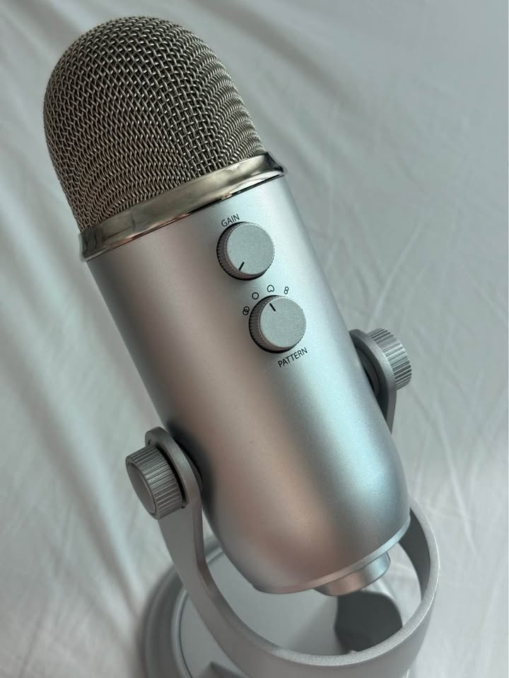 Blue Yeti USB Microphone - photo 2