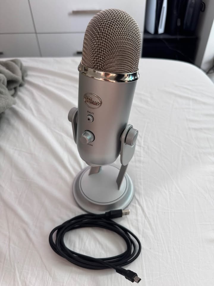 Blue Yeti USB Microphone - photo 4