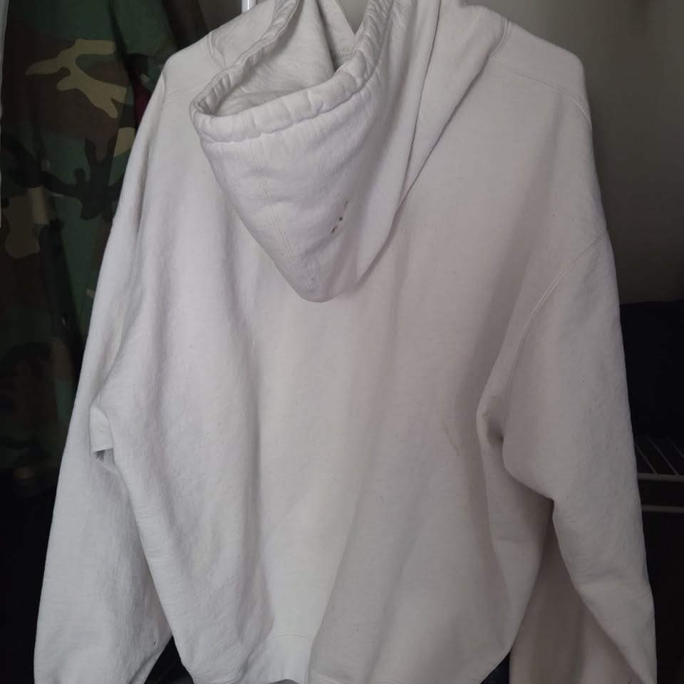 Supreme Beaded Hooded Sweatshirt White SS23 - photo 4