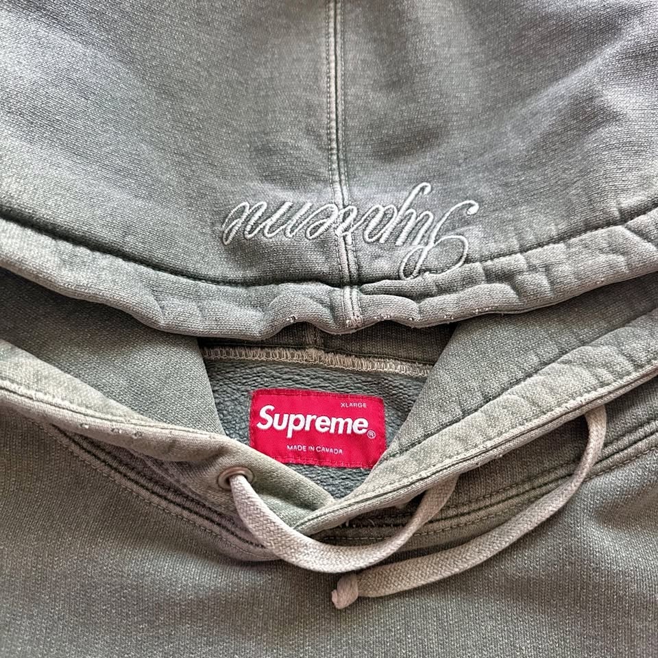 Supreme FW17-18 Rhinestone Script Hooded Sweatshirt Olive Sage