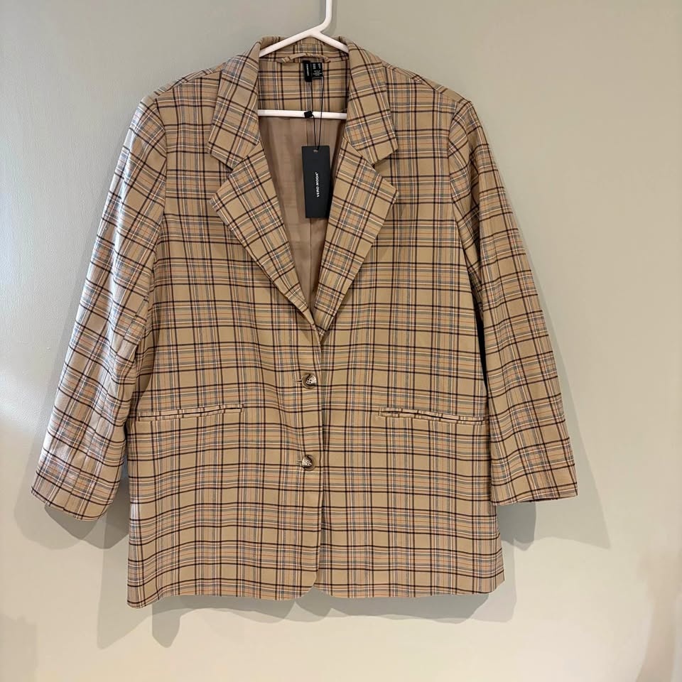 Vero Moda Checkered Tan Blazer