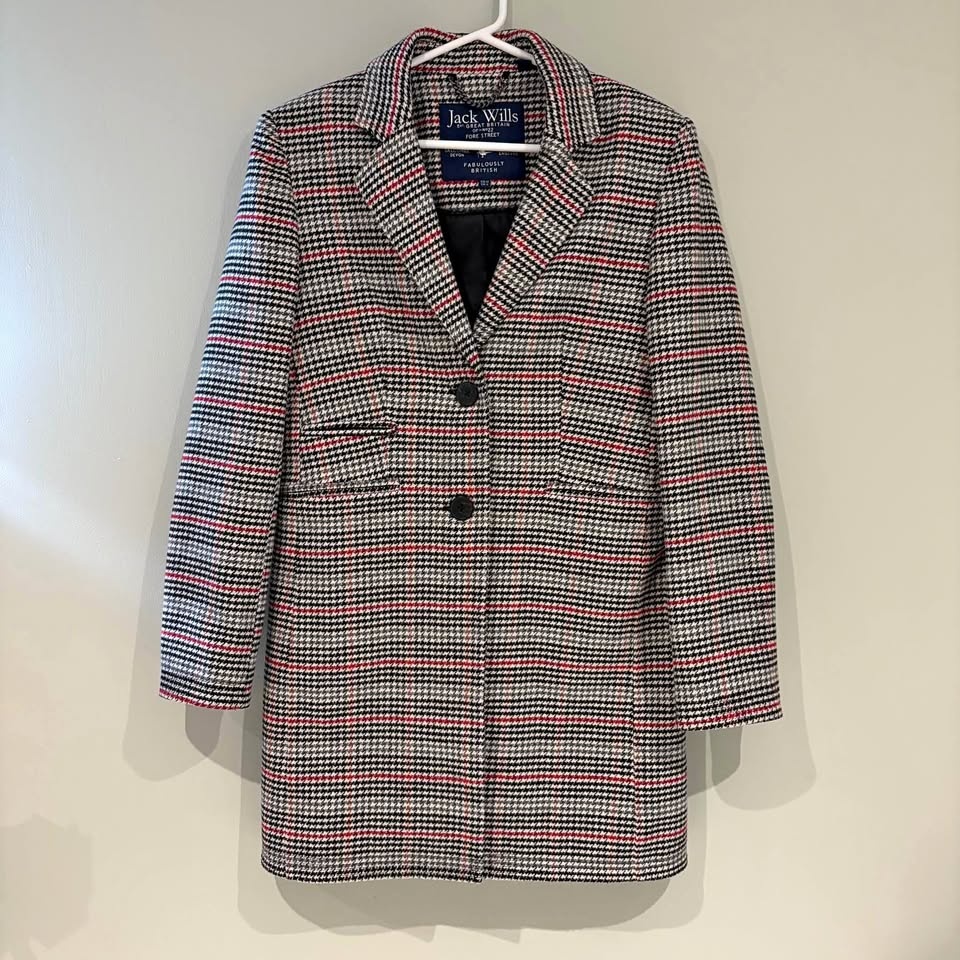 Jack Wills Women's Plaid Jacket - Black, White, and Red