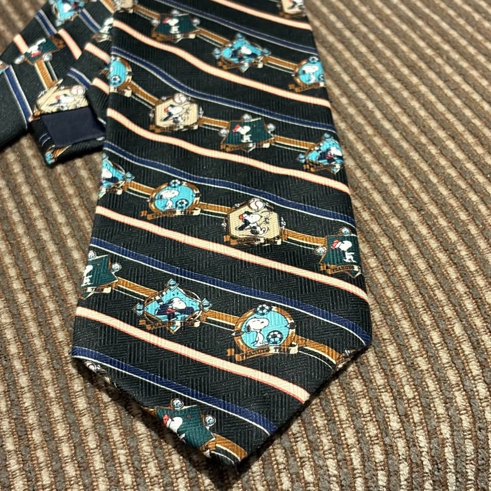 Snoopy - Peanuts Men's Tie - photo 2