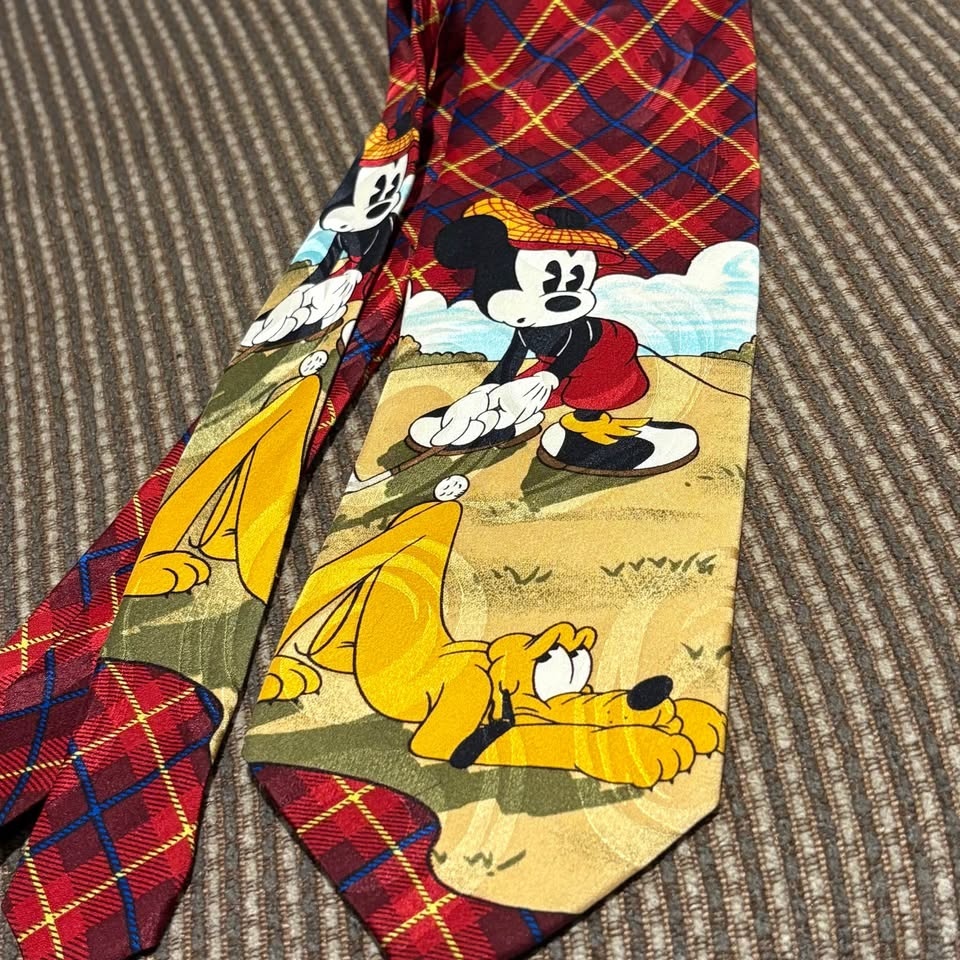 Mickey and Pluto Golfing Tie - photo 4