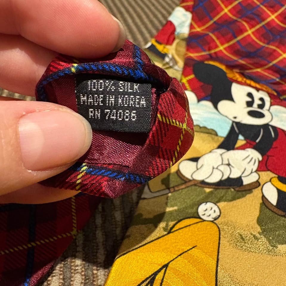 Mickey and Pluto Golfing Tie - photo 5
