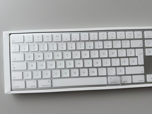 Apple Magic Keyboard w/ Numeric Keypad - French Canadian - photo 5