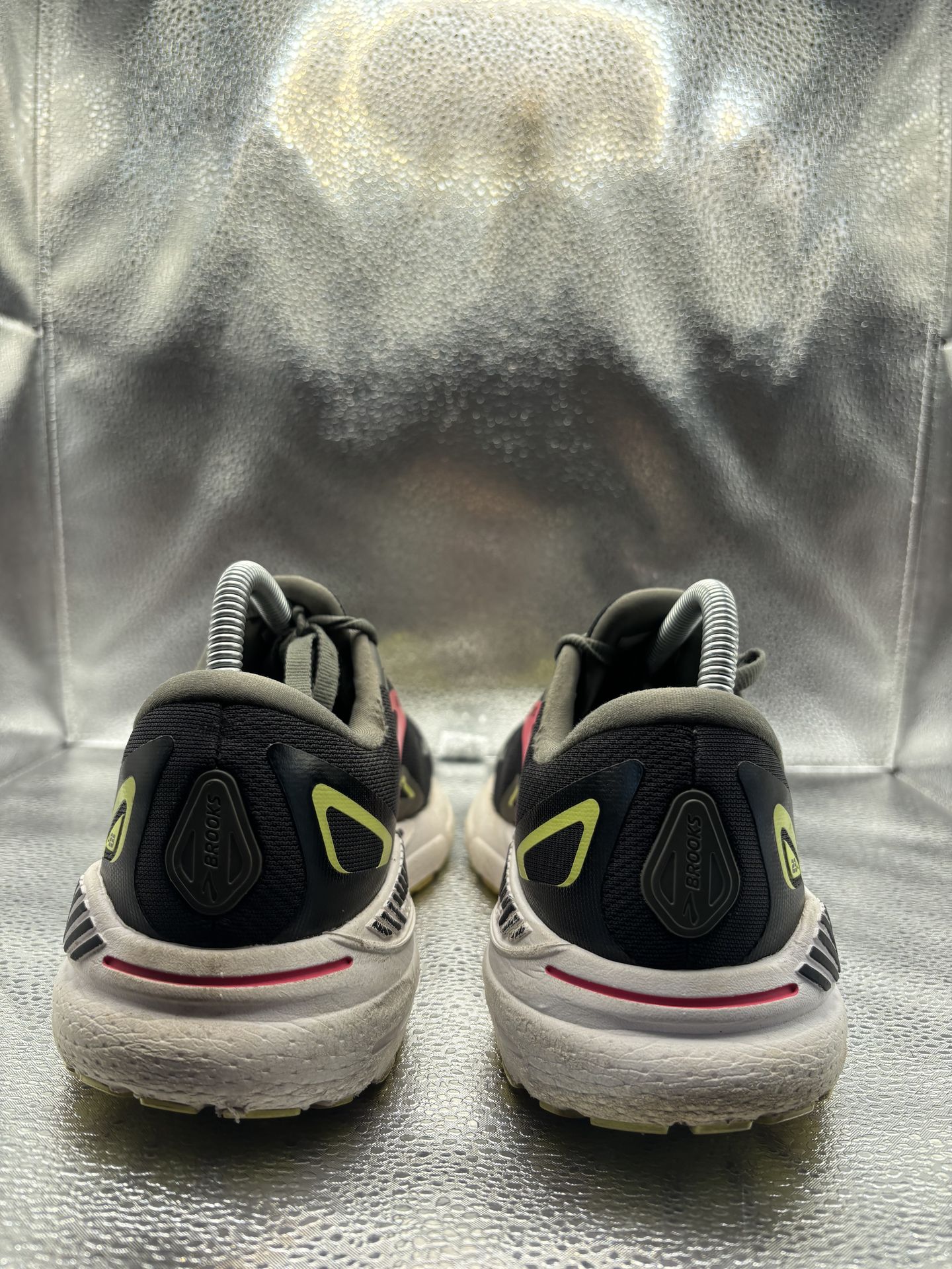 Brooks Adrenaline GTS 23 Black Pink - photo 4