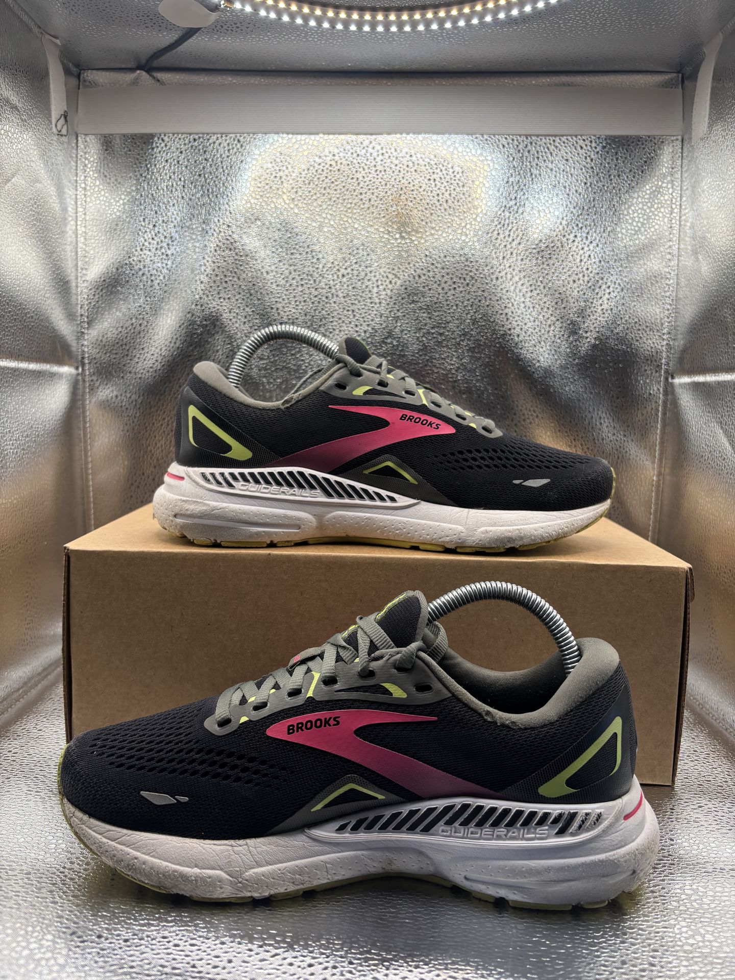 Brooks Adrenaline GTS 23 Black Pink - photo 5