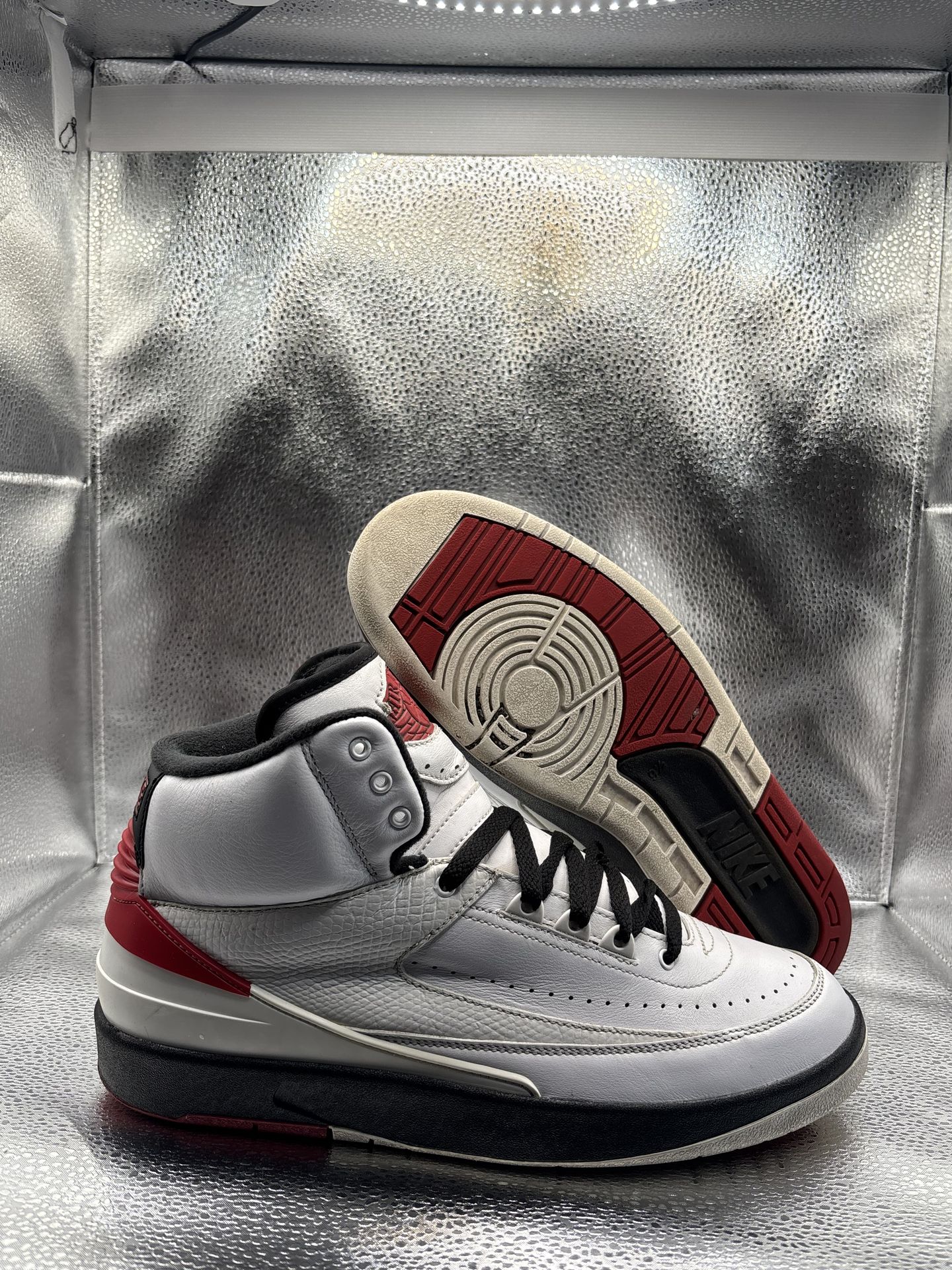 Air Jordan 2 Chicago