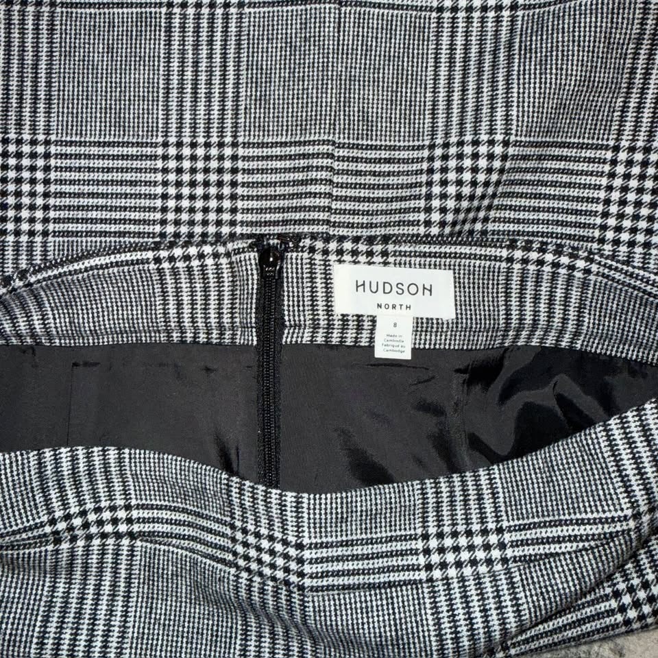 Wool Blend Plaid Skirt Size 8 - photo 3