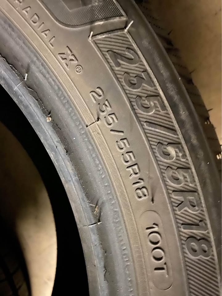 New Take Off Michelin Defender LTX M&S Tire 235/55/18 - photo 4