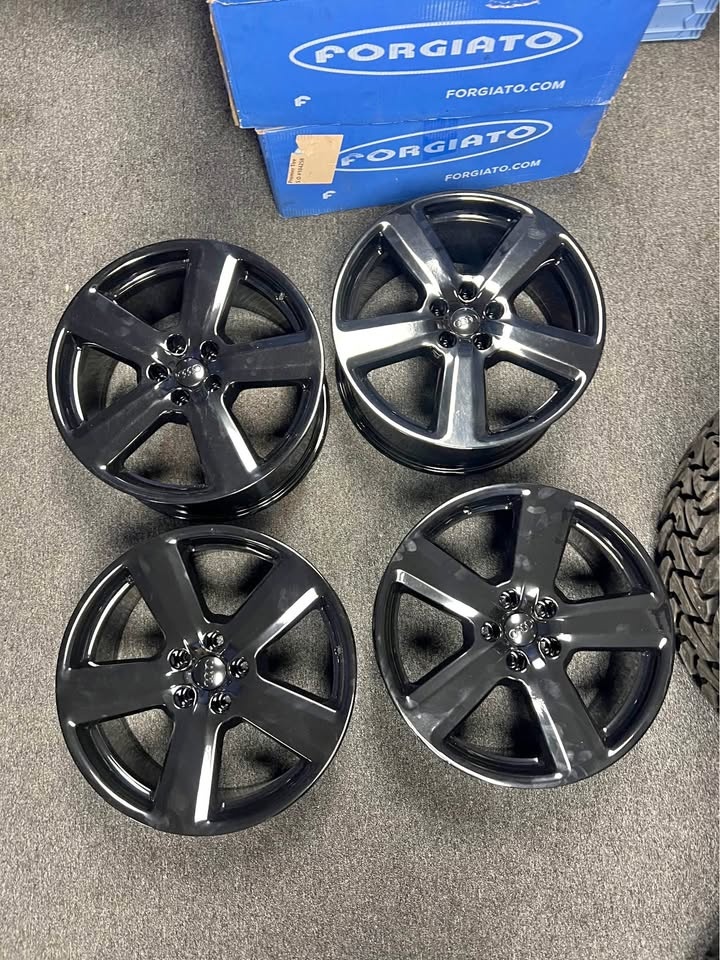 Genuine 19” Audi Wheels (57.1)