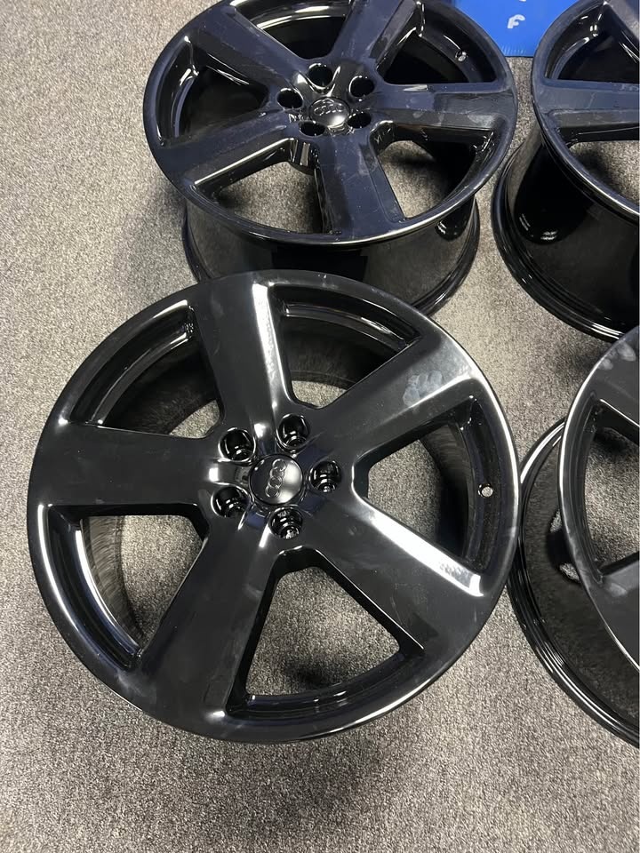 Genuine 19” Audi Wheels (57.1) - photo 2