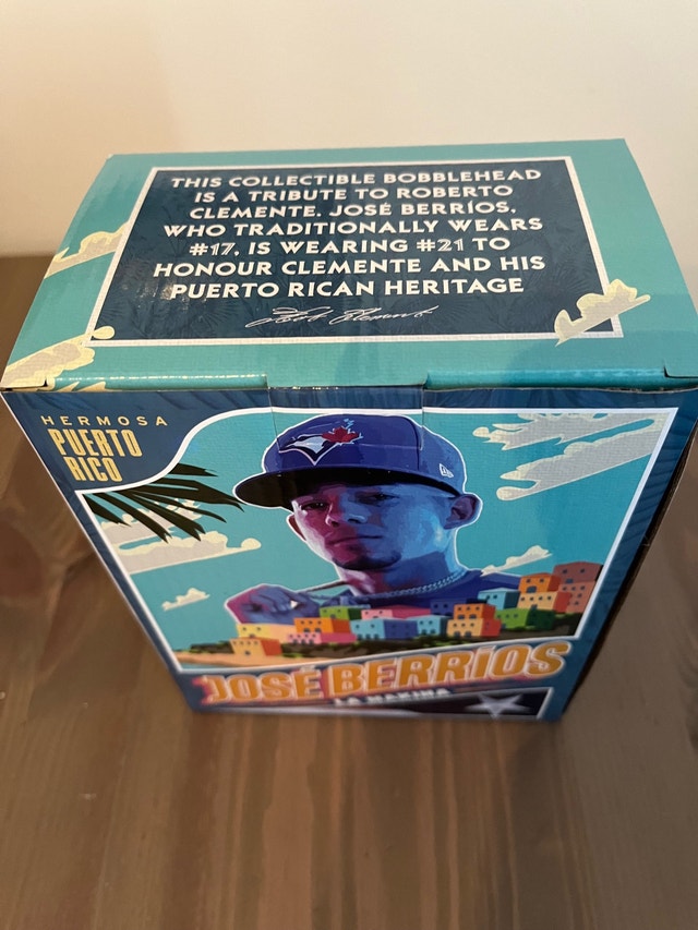 Jose Berrios Bobblehead - Roberto Clemente Day - photo 2