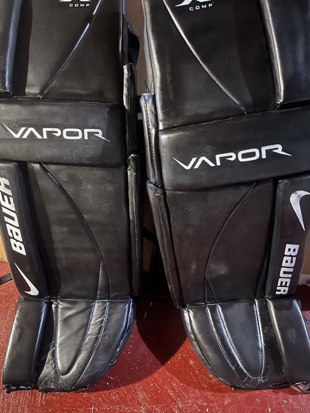 Bauer Nike Vapor Ball Hockey Goalie Pads