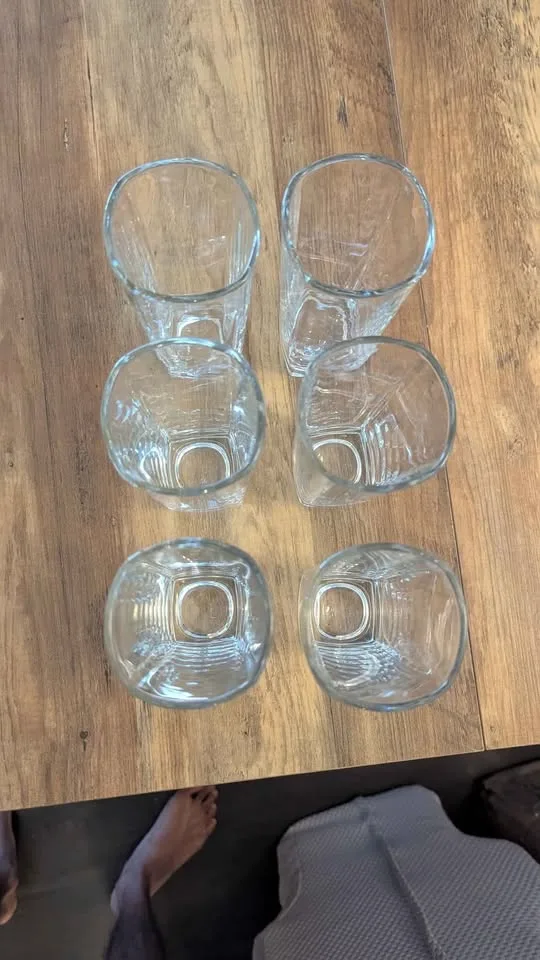 Set of 6 Drinking Glasses image indicator(2)