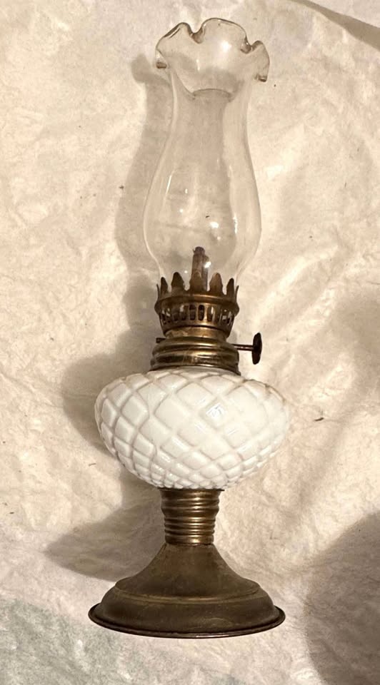 White vintage gas light