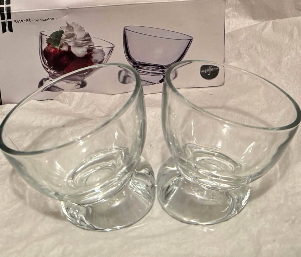 Set of 2 Tilted glass serving bowls by Sagaform