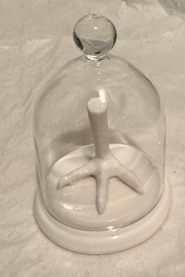 NEW Hawk’s foot porcelain & glass bell jar figure. - photo 2