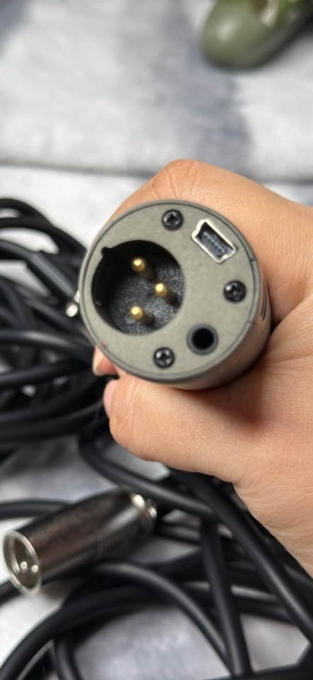 Samson Q2U Dynamic USB/XLR Microphone - photo 2