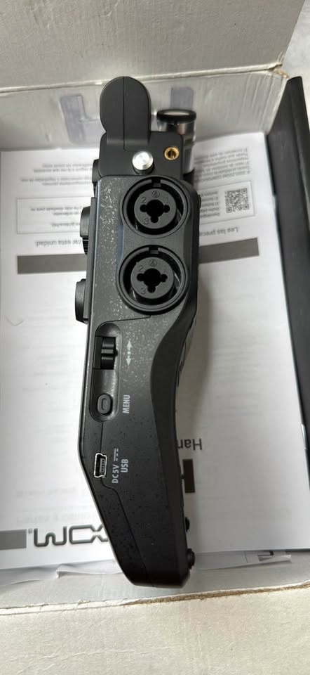 Zoom H6 Handy Portable Audio Recorder - photo 2