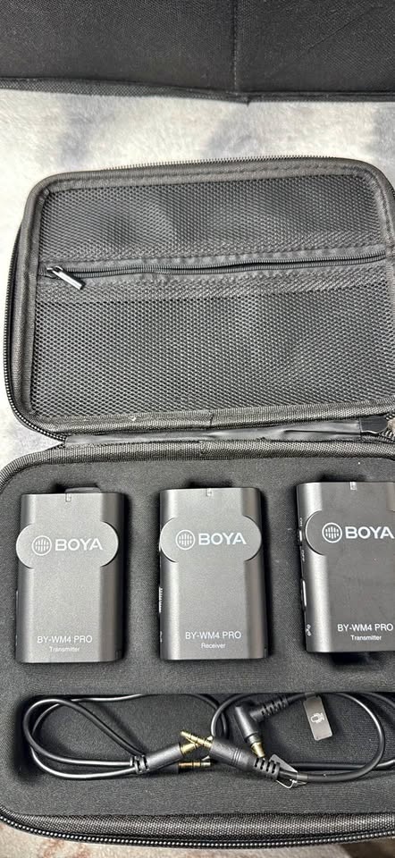 Boya BY-WM4 Pro Digital Wireless Microphone System