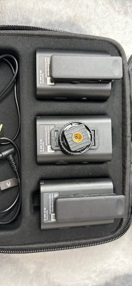 Boya BY-WM4 Pro Digital Wireless Microphone System - photo 3