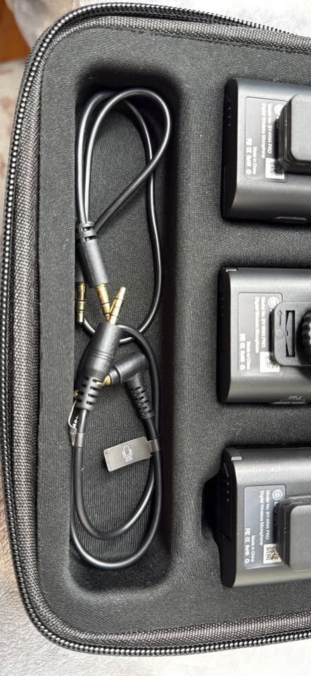 Boya BY-WM4 Pro Digital Wireless Microphone System - photo 4