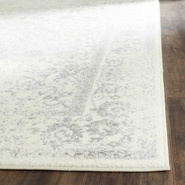 SAFAVIEH Adirondack Collection Square Rug, Ivory / Silver, ADR10