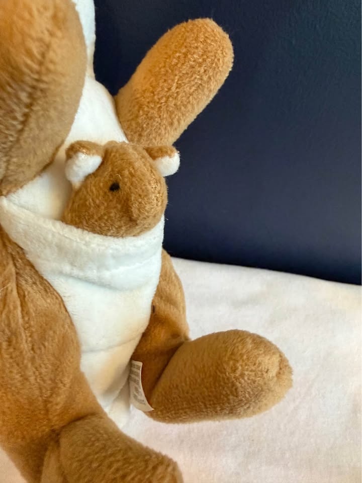 Plush Unipak Kangaroo Family of 5 - 2 Moms, Joeys & Big Brother - photo 3
