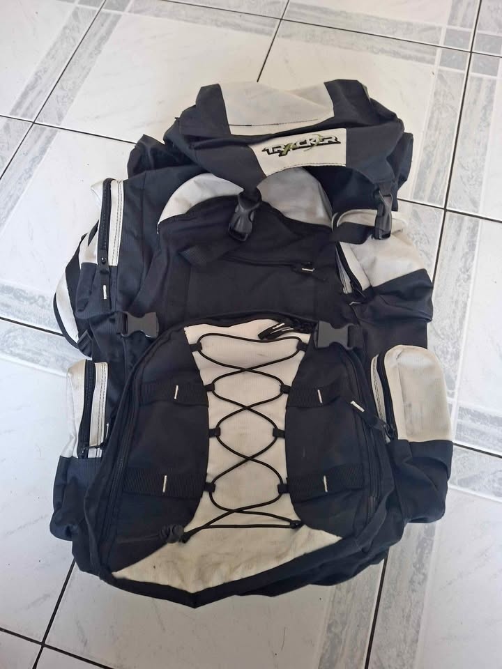 Large capacity backpack