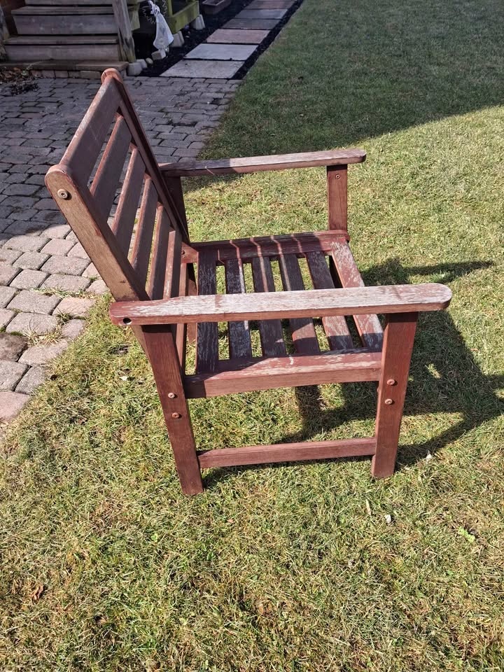 Patio set/garden chairs and table - photo 3