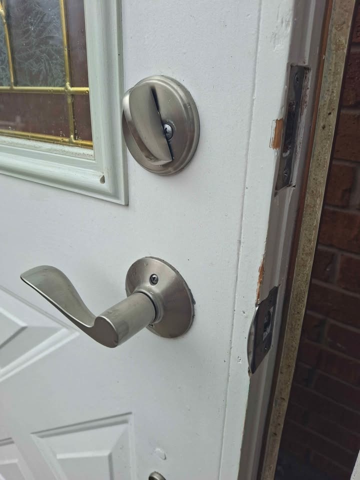 Front Doors - photo 3