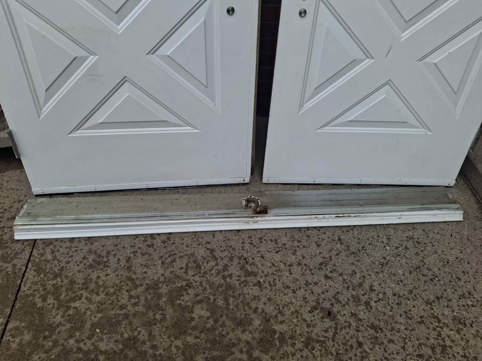 Front Doors - photo 4