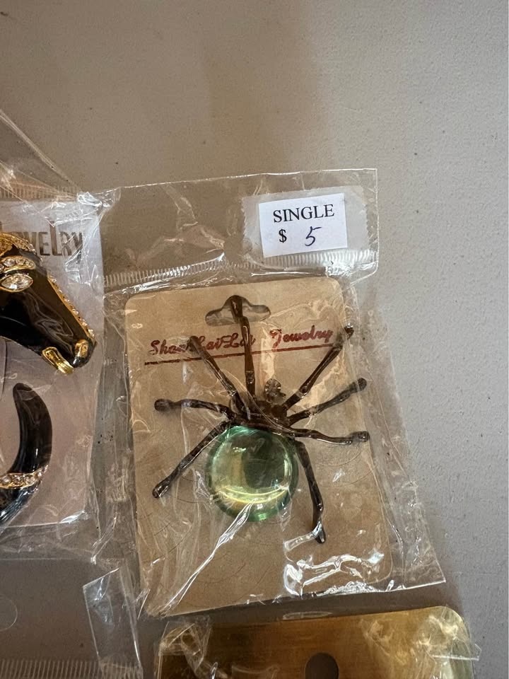 New Fashion Jewelry Brooches - Animal & More Designs - photo 5
