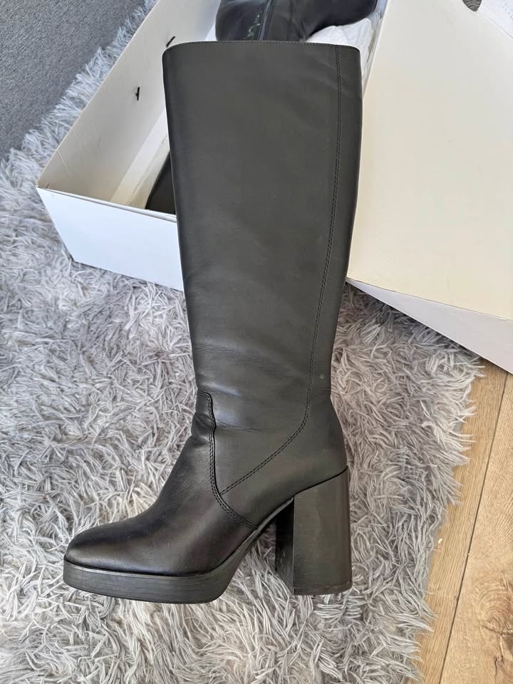 ALDO Black Knee High Boots US 8.5