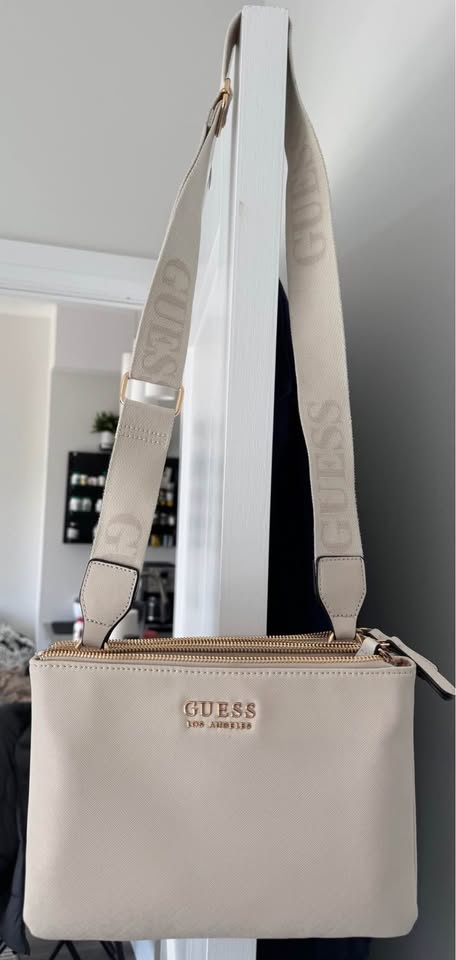 Guess Lindfield Triple Compartment Crossbody – Cream - photo 2