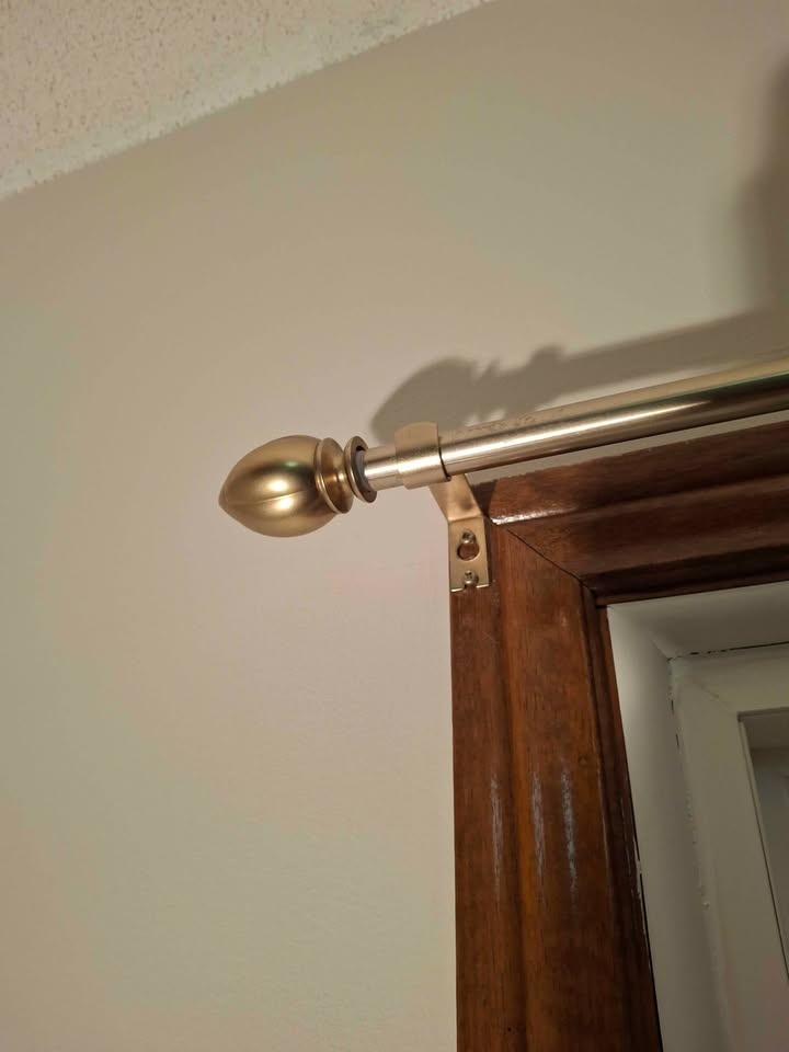 Curtains with bar and holders - photo 3