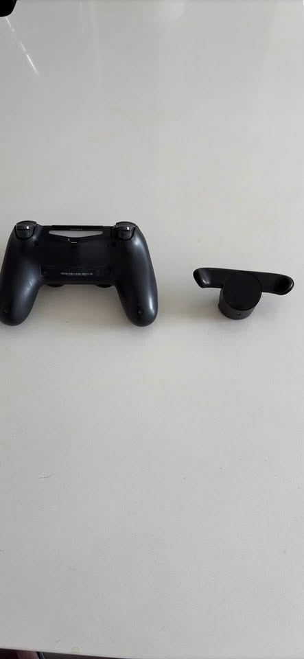 PS4 controller (with optional back buttons) - photo 3