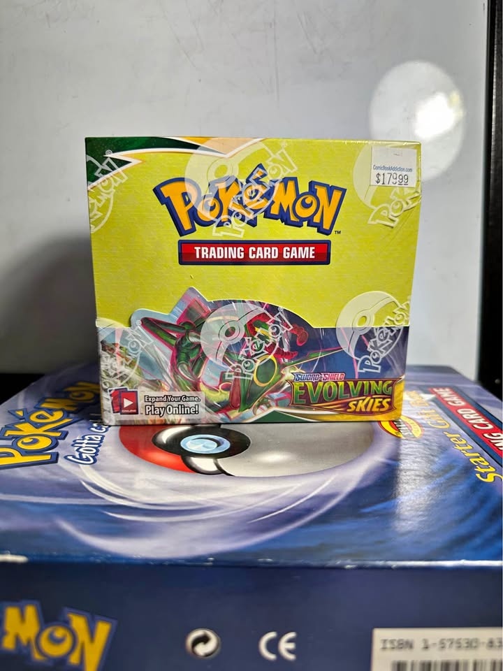 Evolving Skies Booster box