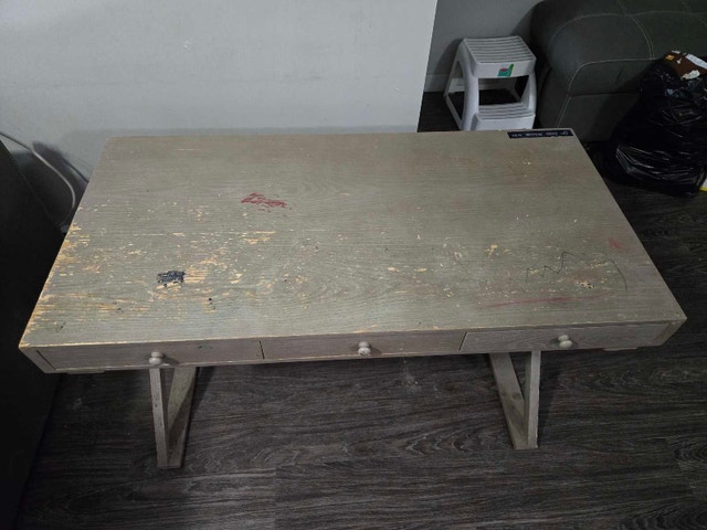 Wooden Desk - photo 2