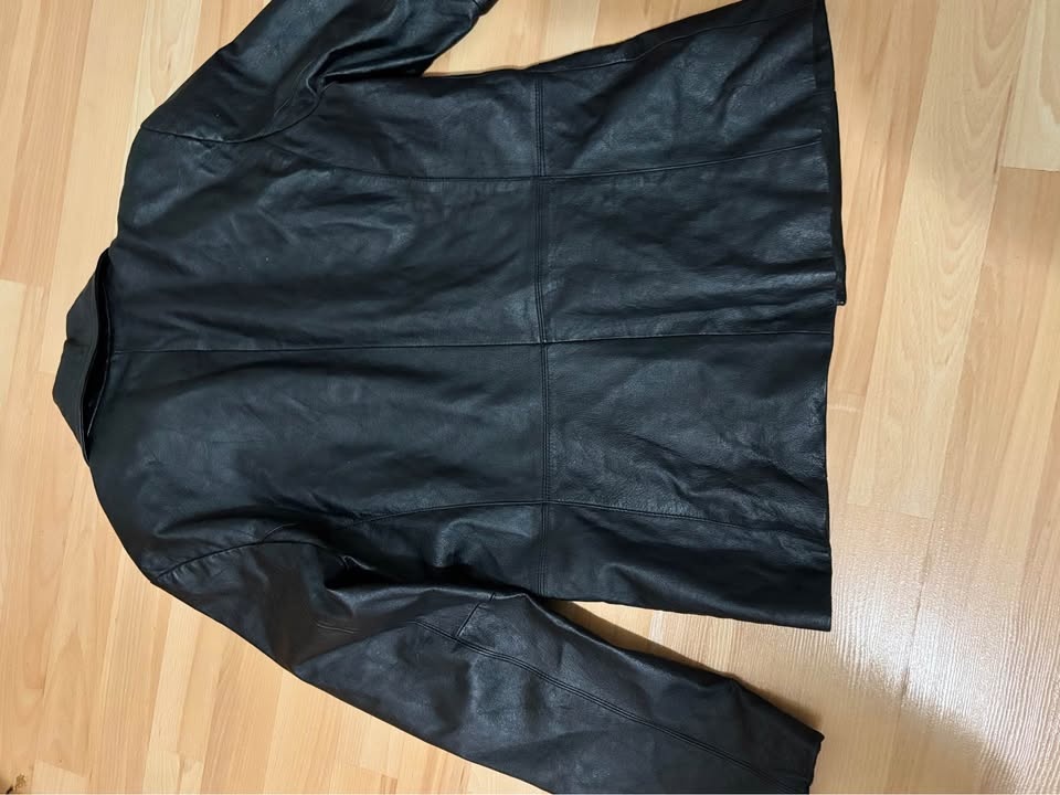 Women's Medium Black Leather Jacket - photo 2