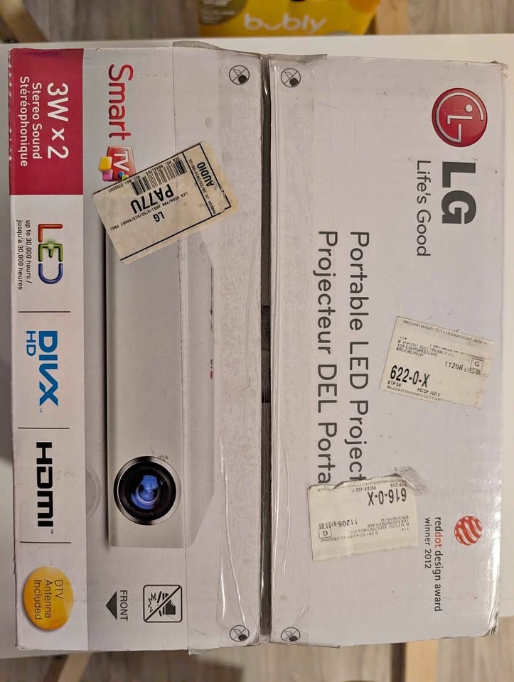 LG Portable LED Projector with Bag & Accessories