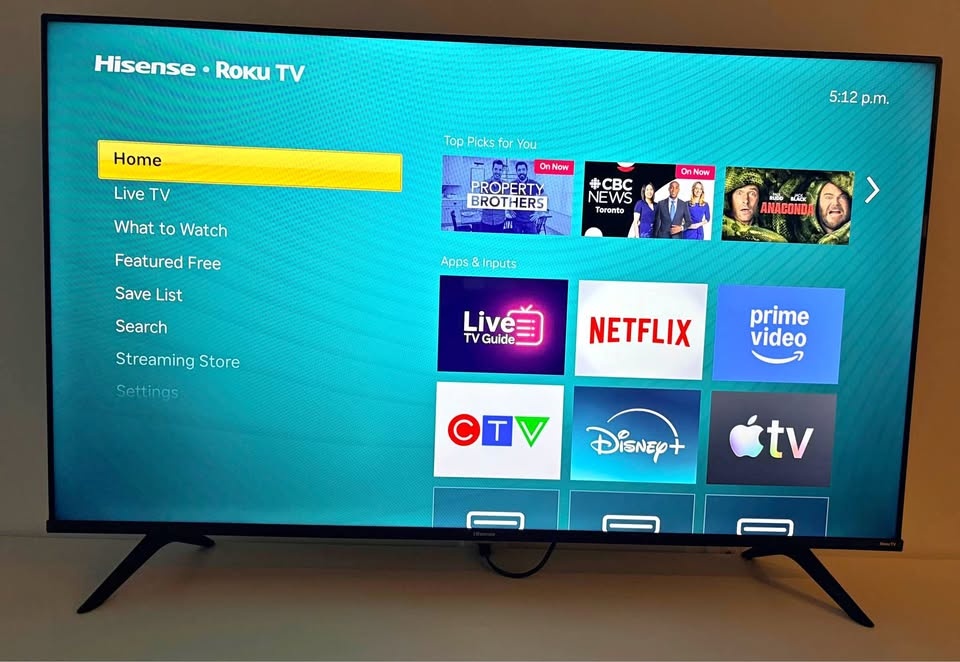 Moving Sale: Hisense 50" Roku Smart TV