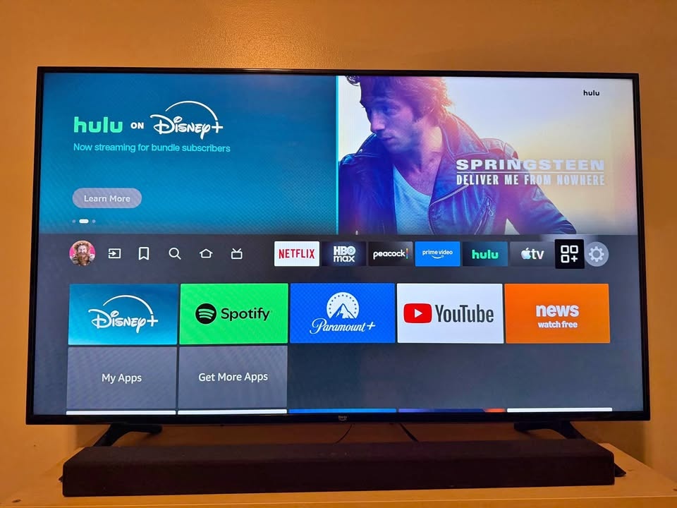 Amazon Fire TV 55" 4-Series 4K UHD Smart TV