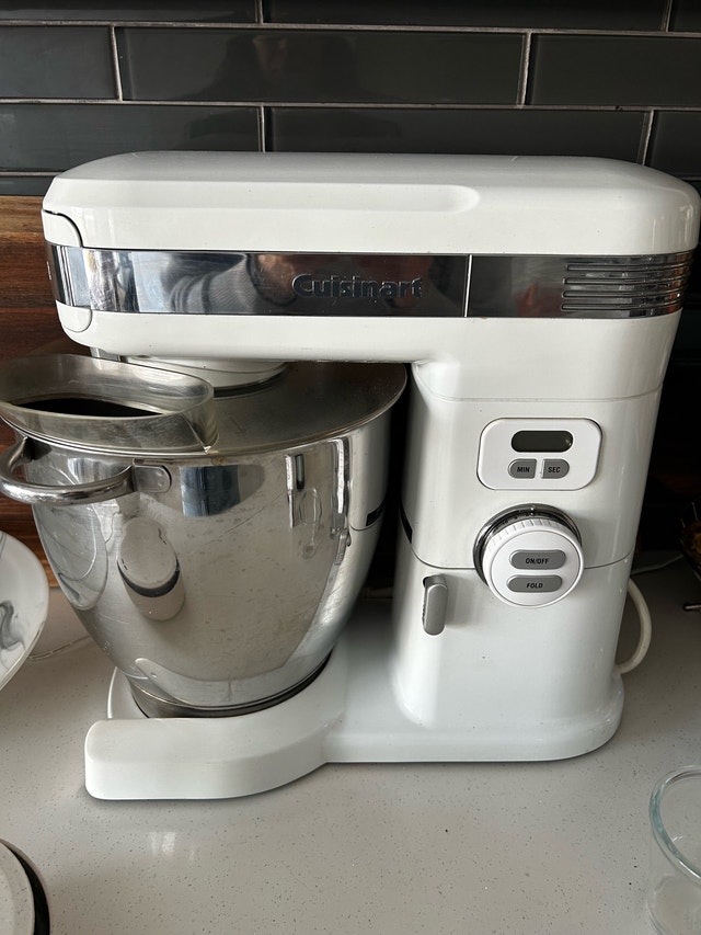 Cuisinart 7 Quart Mixer with Shield Guard