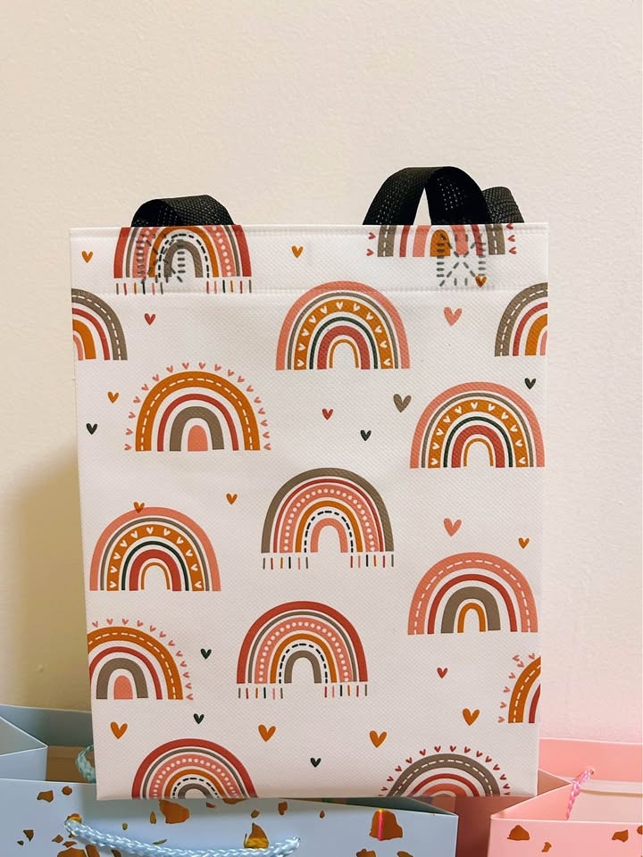 Colorful Gift Bags – Great for Birthday & Party - photo 2