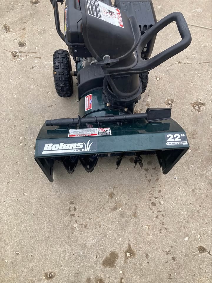 Bolens Snow Blower - photo 3