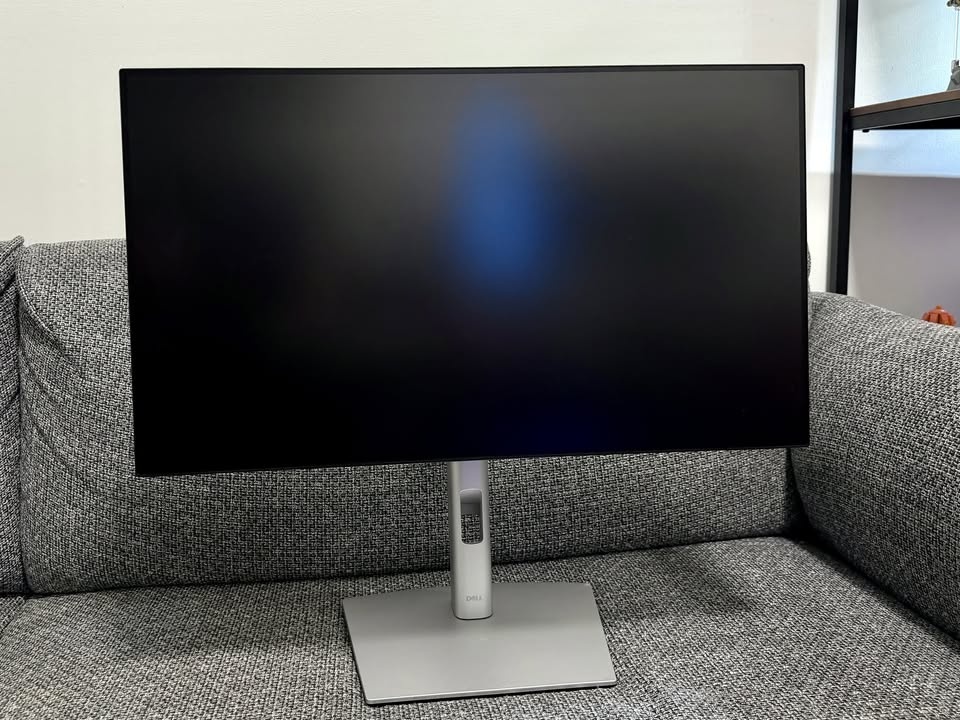 Dell Ultrasharp Monitor - 24" - U2422H