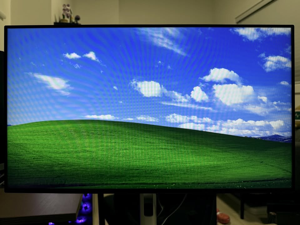 Dell Ultrasharp Monitor - 24" - U2422H - photo 2
